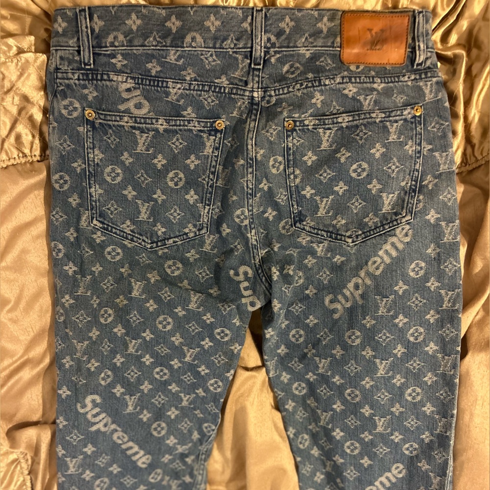 Louis Vuitton x supreme denim these jeans are hard to find got them in 2017